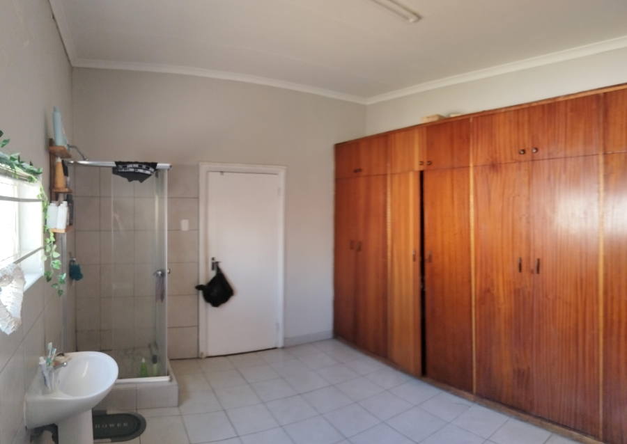 3 Bedroom Property for Sale in Uitenhage Central Eastern Cape